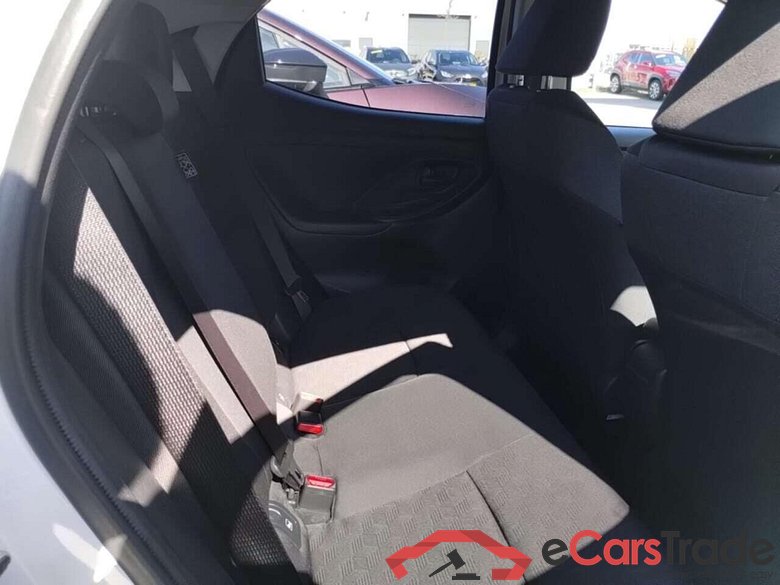 TOYOTA YARIS 1.5 Hybrid 115 First Edition #5