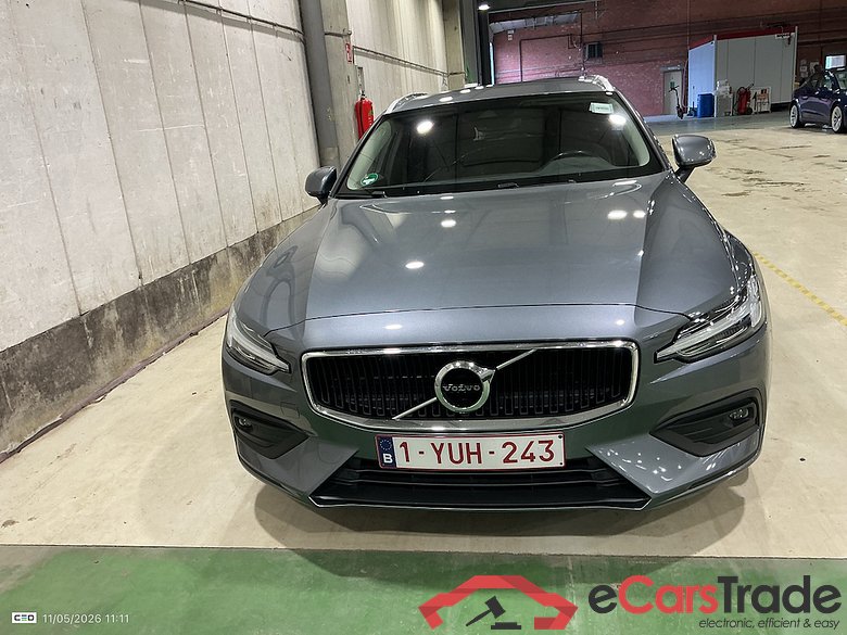 VOLVO V60 2.0 D3 GEARTRONIC MOMENTUM PRO #2