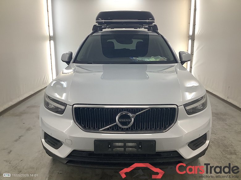 VOLVO XC40 1.5 T3 MOMENTUM CORE #2