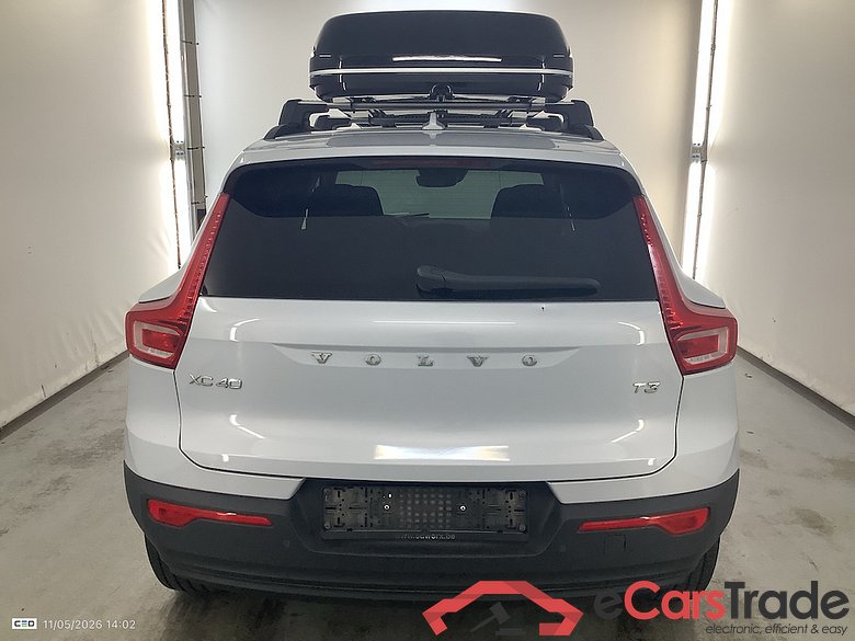 VOLVO XC40 1.5 T3 MOMENTUM CORE #5