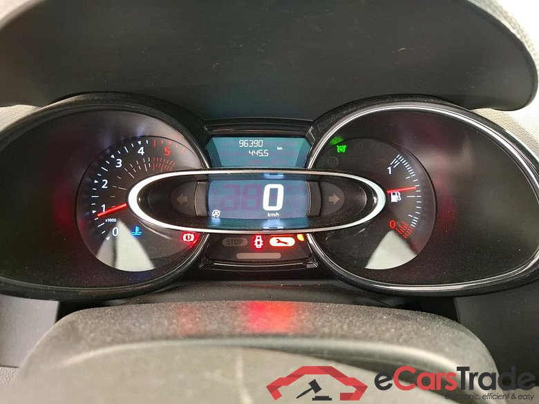 Clio IV Air 1.5 dCi 90CV BVM5 E6 #6