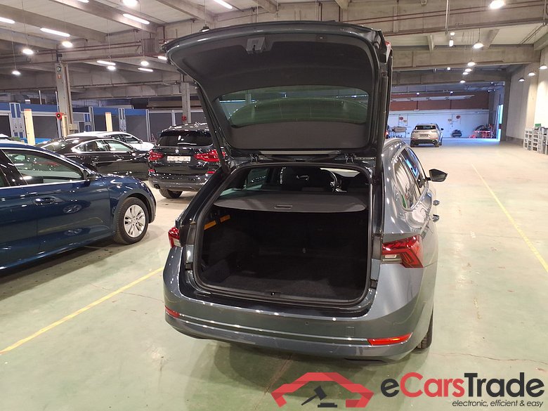 SKODA OCTAVIA COMBI 2.0 CRTDI 110KW DSG7 CLEVER+ #3