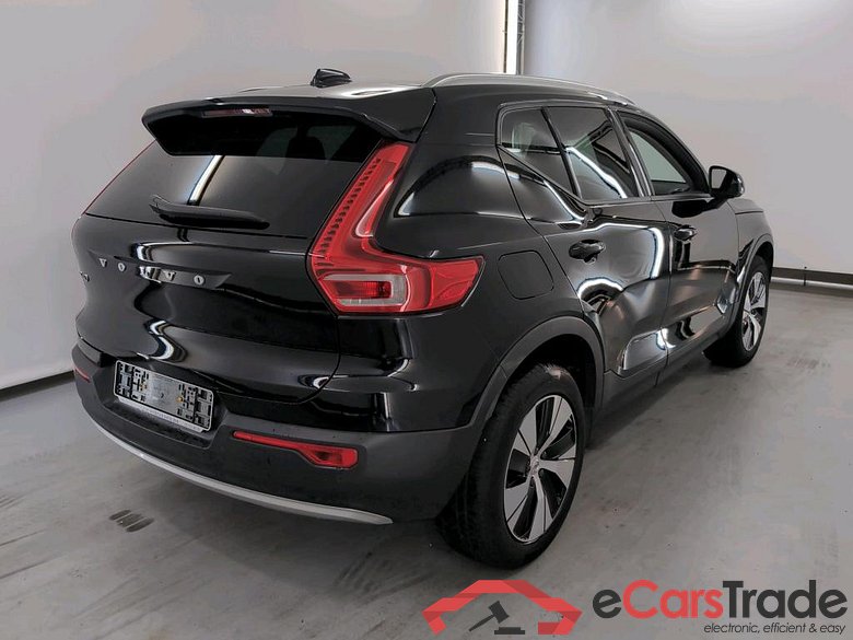 VOLVO XC40 1.5 T2 MOMENTUM PRO #4