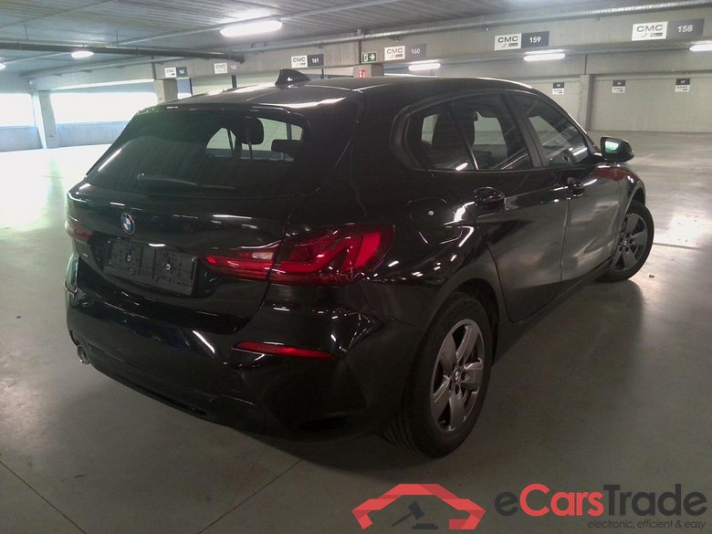 BMW 118i Aut. LED-Xenon LC-Pro Navi KeylessGo Klima PDC ... #3