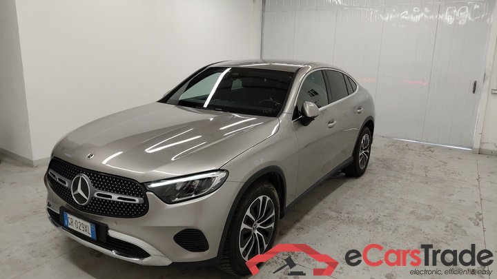 Mercedes GLC 220d Coupe Avantgarde 4Matic Aut. LED Widescreen Navi Leather KeylessGo Camera Klima PDC ... #1