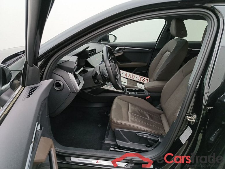 Audi A3 Berline 1.5 TFSi 35 110kW S tronic S line 4d #3