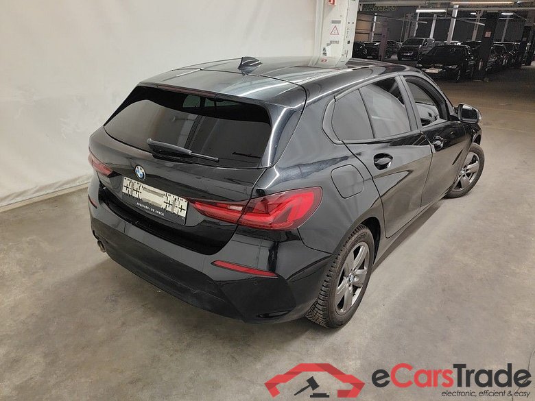 BMW 1 Reeks Hatch 116iA (80 kW) 5d #2