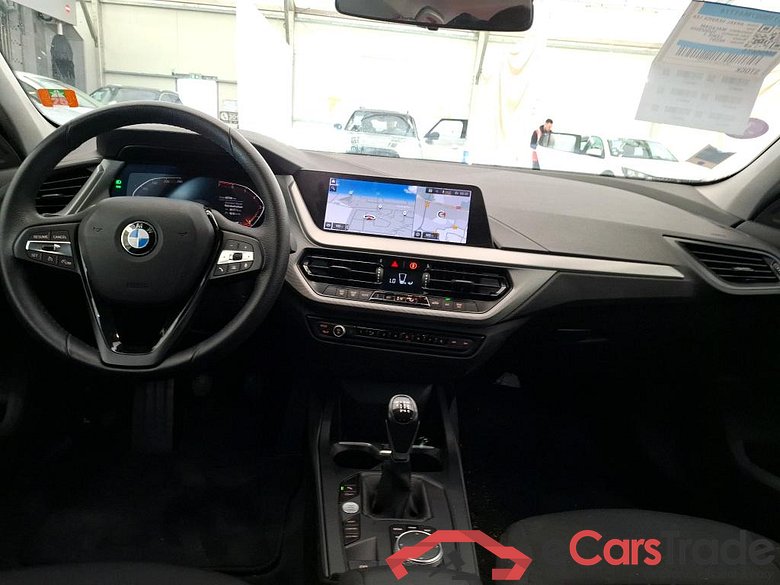 BMW Série 1 / 2019 / 5P / Berline 116i Business Design #5