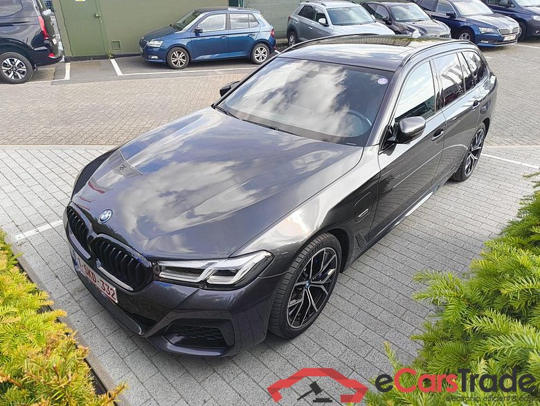 BMW 5 SW PHEV (G31LCI) Touring 520eAS PHEV #1