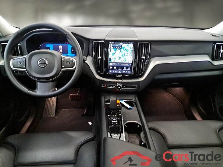 VOLVO XC60 / 2021 / 5P / SUV T6 PLUG-IN AWD AUTO CORE #3