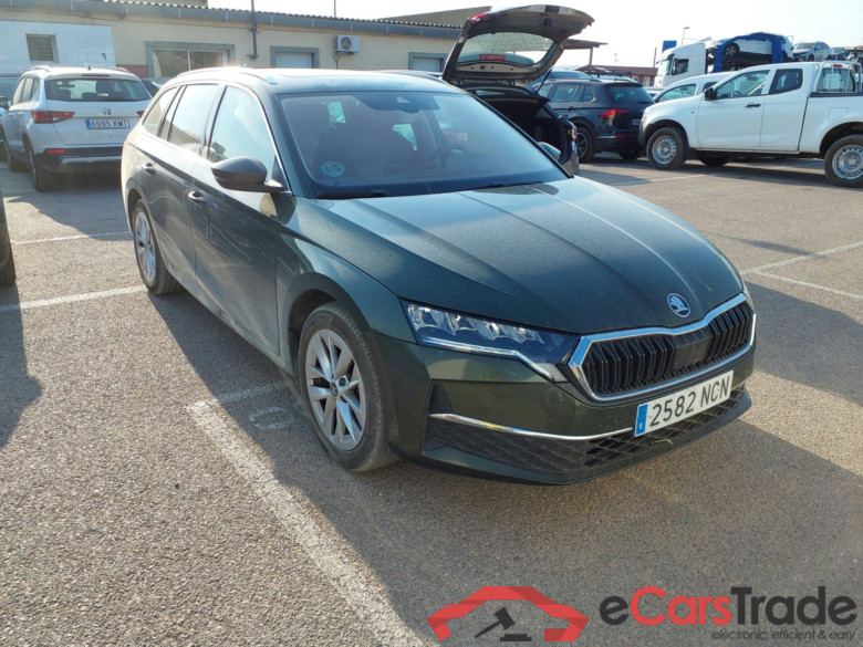 SKODA Octavia 2.0 TDI 110 kW (150CV) DSG 7 vel AutomÃ¡tico Combi Design(Pano + Winterpack) #1