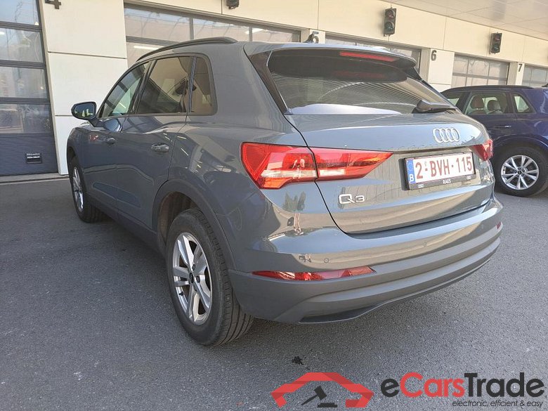 AUDI Q3 1.4 45 TFSI E S TRONIC #3