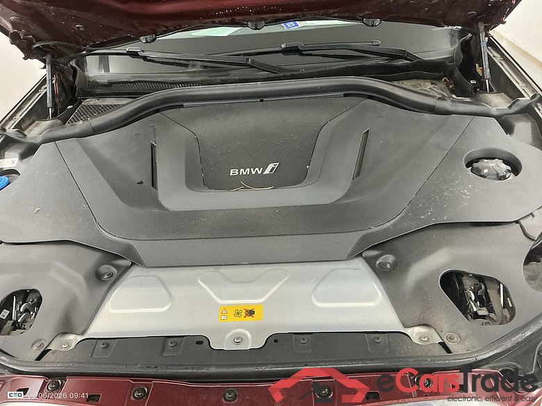 BMW IX3 80KWH AUTO #6