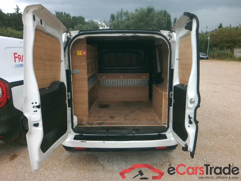 DOBLO CARGO 1.6MJT 105 PRO LOUNGE #6