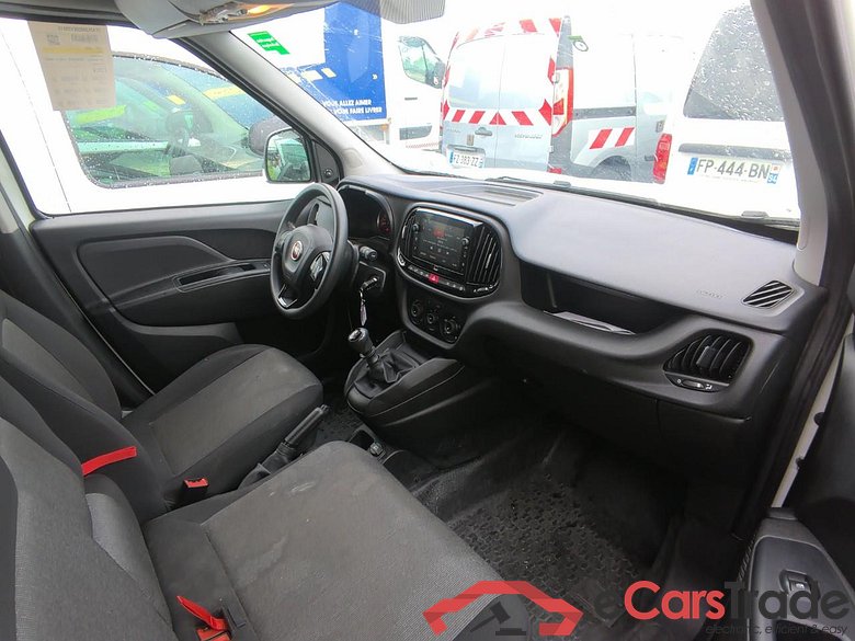 DOBLO CARGO MJET 105 PRO LOUNGE #3
