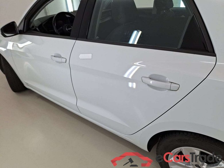AUDI A1 SPORTBACK 1.0 25 TFSI ATTRACTION #4