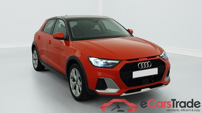 Audi A1 30 TFSI 110 ch S tronic 7 Design Luxe