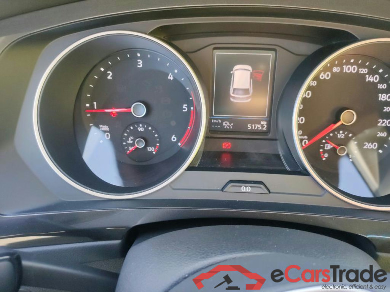 VOLKSWAGEN Tiguan Life 2.0 TDI 150 CV / 5P #4