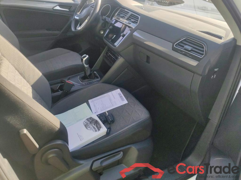 VOLKSWAGEN Tiguan Life 2.0 TDI 150 CV / 5P #6