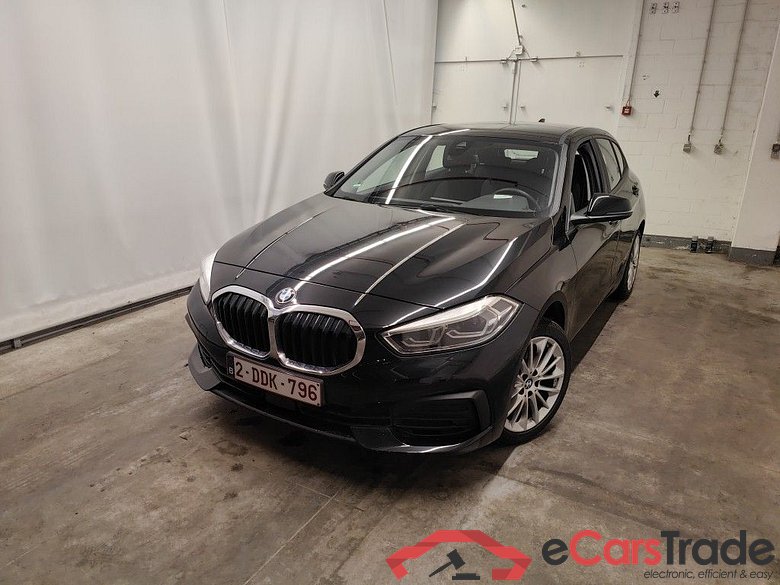 BMW 1 Reeks Hatch 118iA (100 kW) 5d