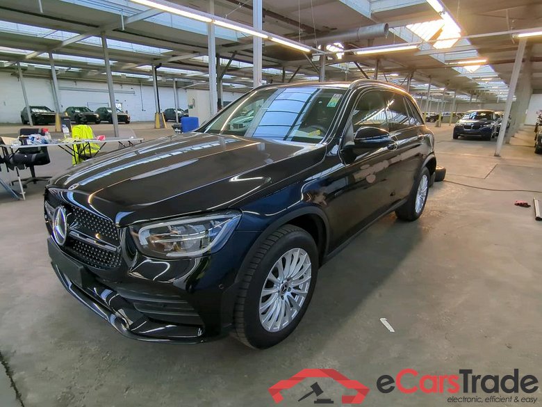 GLC -Klasse GLC 300 e 4Matic (253.953)AMG 2.0 AMG Line 235KW AT9 E6d