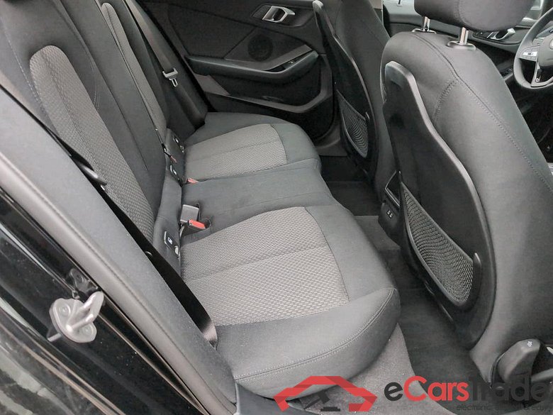 BMW 1 SERIES HATCH 1.5 118I (100KW) #6