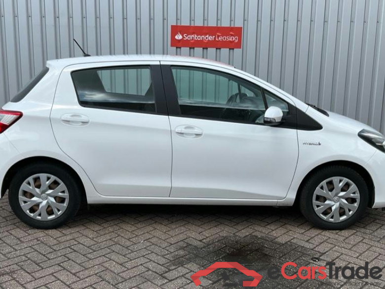 TOYOTA YARIS 1.5vvti hybrid active 74kW cvt aut #6