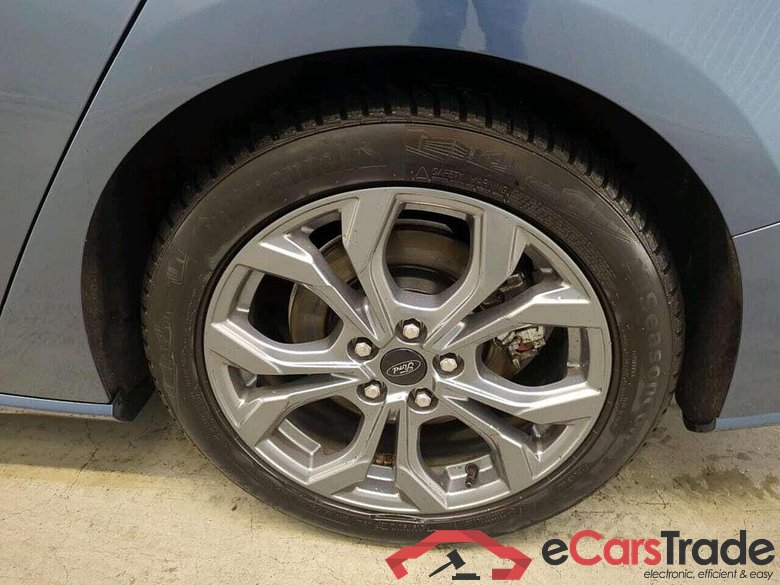 FORD Focus Wagon 1.0 EBH ST Line #4