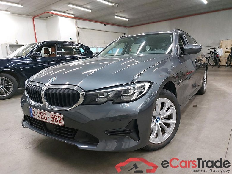BMW - BMW 3 TOURING 320e 204PK Business Edition With Vernasca Heated Sport Seats & Driving Assistant Pack & Active Cruise Control  * HYBRID *