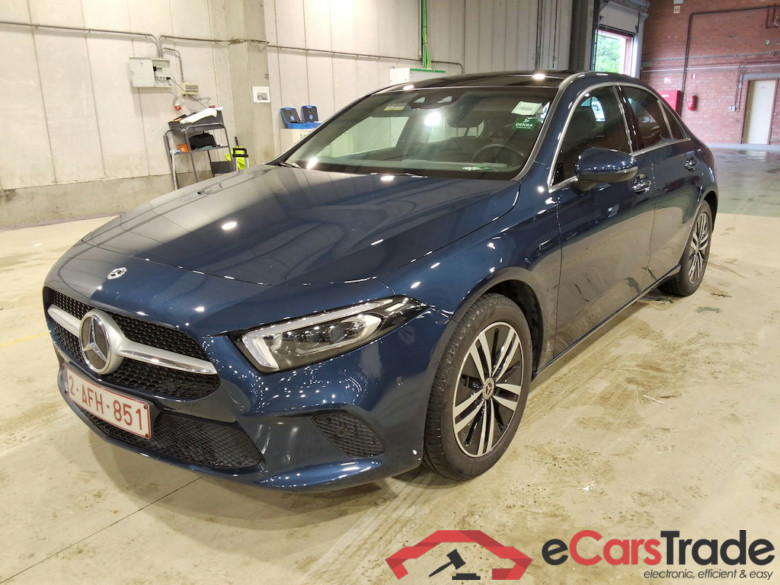 MERCEDES-BENZ A-CLASS LIMOUSINE 1.3 A 250 E BUSINESS SOLUTION DCT #1