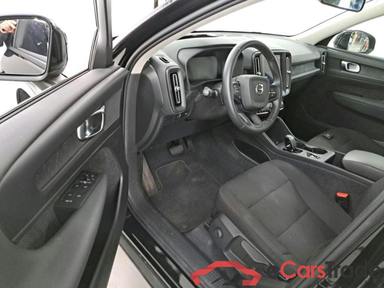 VOLVO XC40 1.5 T2 ESSENTIAL AUTO #5