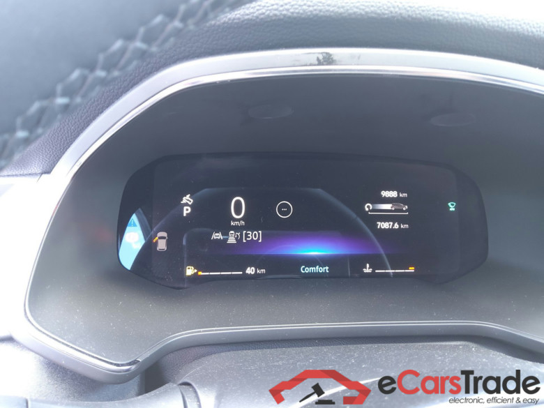RENAULT Captur TCe 103 kw (140cv) EDC mild hybrid Techno(Winterpack) #4