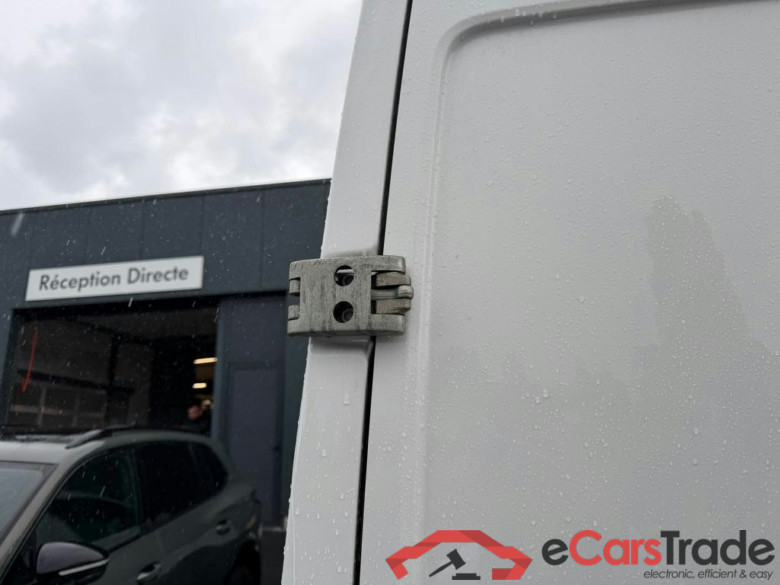 VOLKSWAGEN Crafter 35 Fou Mwb Hr Crafter 35 Fourgon L3H3 3640 mm 2.0 TDI EU6-EC SCR FWD 140ch (103KW) Boîte 6 vitesses mécanique #6