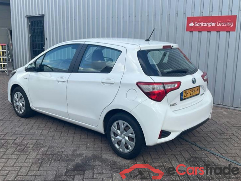 TOYOTA YARIS 1.5vvti hybrid active 74kW cvt aut #3