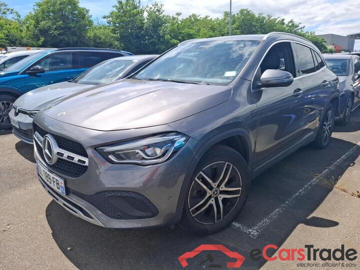 Mercedes GLA 250e Plug-In Hybrid LED-Xenon Widescreen Navi 1/2 Sport-Leather KeylessGo Camera Klima PDC ...