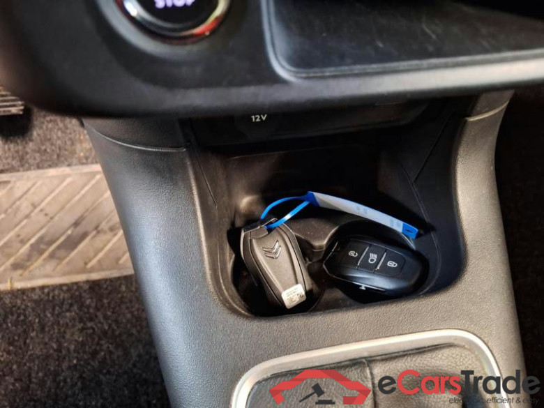 CITROEN C3 / 2020 / 5P / BERLINA PURETECH 83 SeS SHINE NEO PATENTATI #6