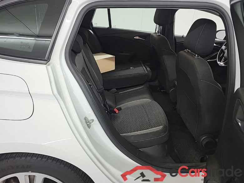 OPEL Astra Sports Tourer 1.2 turbo 81kW Edition 5D #6