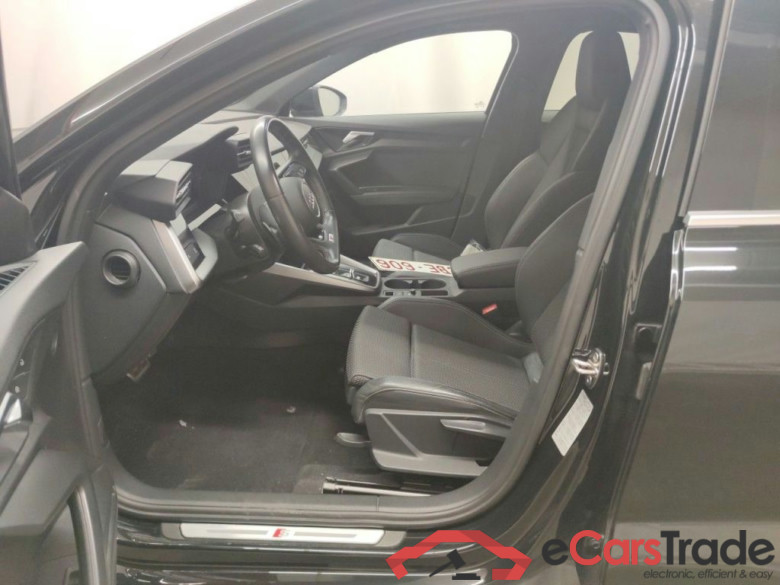 Audi A3 Sportback 1.4 40 TFSI e S Line 5d #3