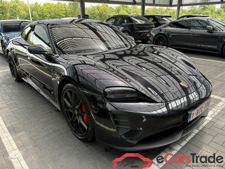 Porsche Taycan GTS 517Hp Aut. LED-Matrix Virtual Sport-Chrono Navi-Pro 1/2 Sport-Leather-Alcantara KeylessGo Camera 360 Klima PDC ... #2