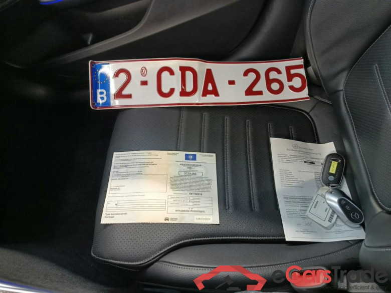 Mercedes-Benz C-Klasse Berline C 300 e AMG Line 4d #4