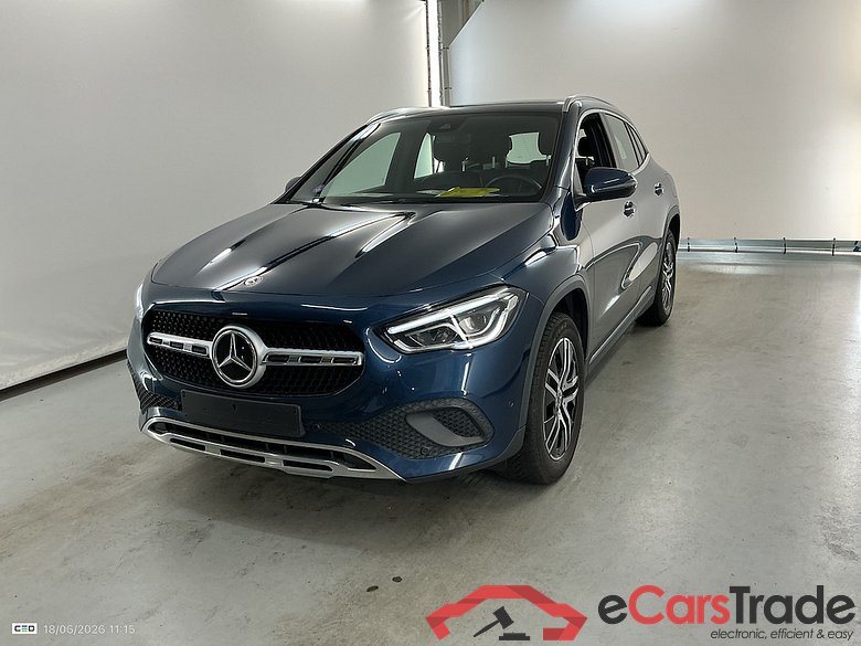 MERCEDES-BENZ GLA 1.3 GLA 250 E DCT BUSINESS SOLUTION