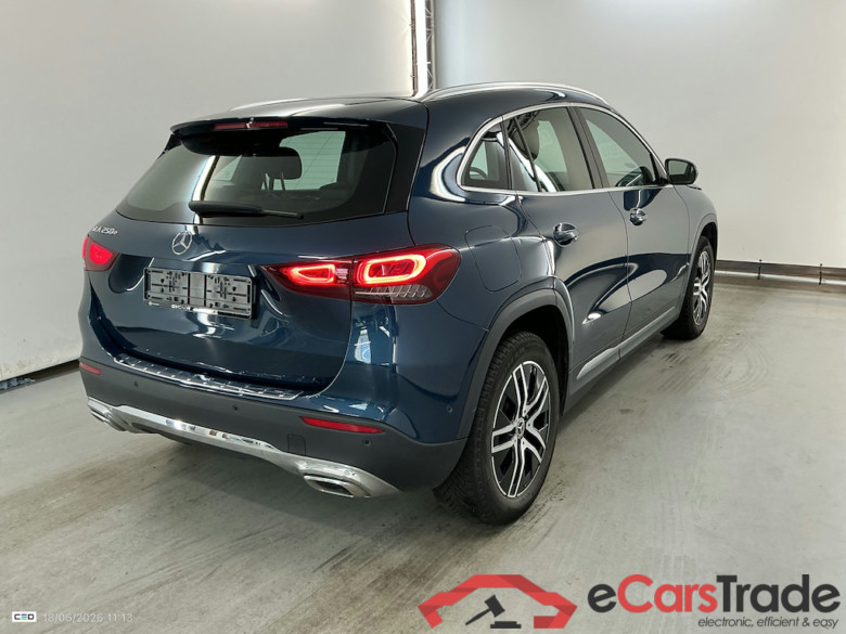 MERCEDES-BENZ GLA 1.3 GLA 250 E DCT BUSINESS SOLUTION #4