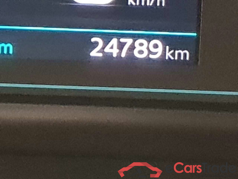 PEUGEOT e-2008 EV Act.Pack 50 kWh #4