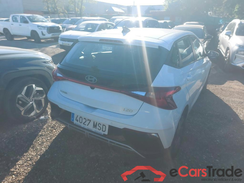 HYUNDAI i20 / 2023 / 5P / berlina con portón 1.0 TGDI Klass #2
