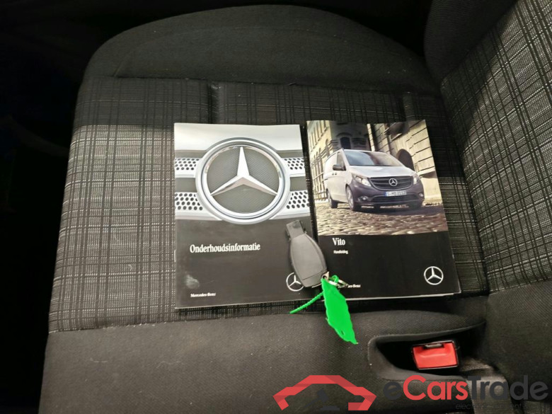 Mercedes-Benz Vito 110CDI Functional XL 4d #4