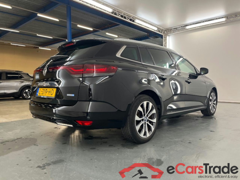 RENAULT MEGANE ESTATE 1.6 E-Tech Plug-In Hybrid 160 Business Edition One #4