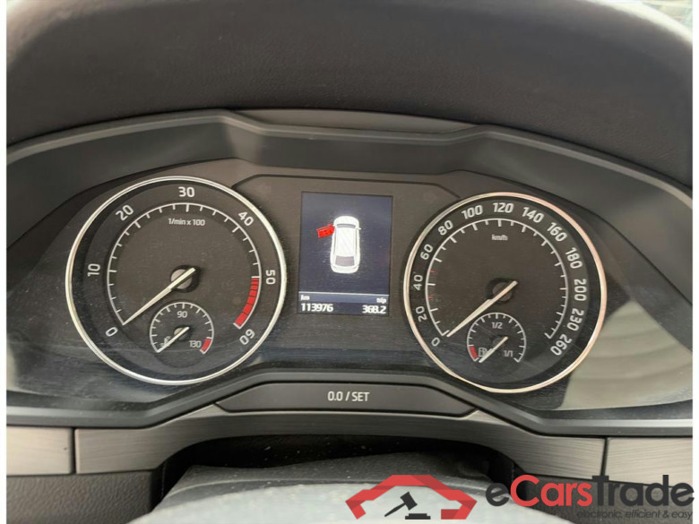 SKODA Superb Combi Superb Wagon Style 1,6 TDI 88 kW 7-speed automat. #3