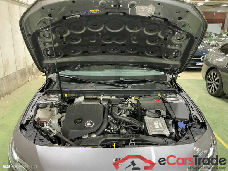 MERCEDES-BENZ A-CLASS 1.3 A 180 ESSENTIAL LINE DCT #6