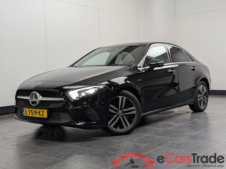 MERCEDES-BENZ A-KLASSE 250 e Bns Sol Luxury