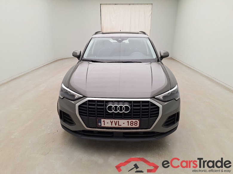 Audi, Q3 '18, Audi Q3 35 TDI S Tronic Business Edition 5d